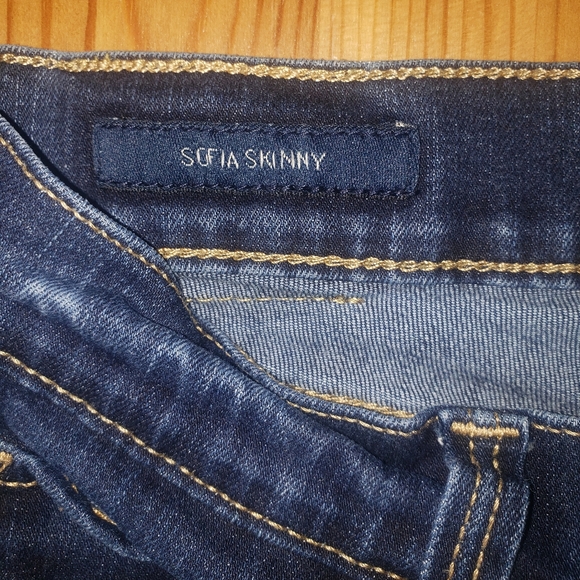 Lucky Brand Sofia Skinny Jeans 4/27 - Picture 3 of 7